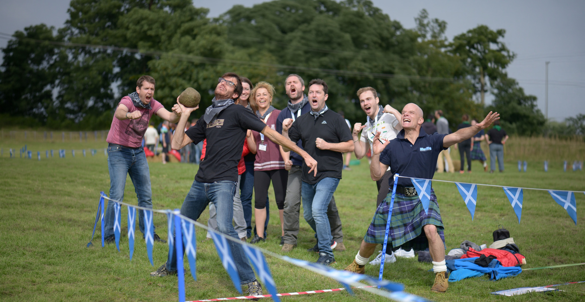 Outdoor team building activity event supplier company