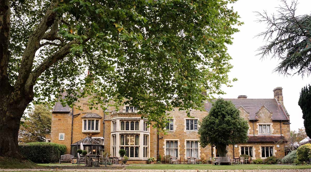 Team Building Days Northampton: Strengthen Your Team’s Bond